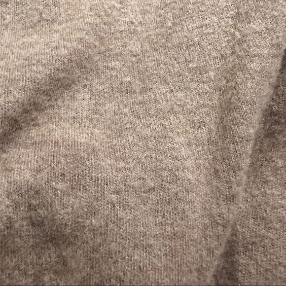 Lou & Grey NWT New Brushed Up Turtleneck Oversized Pocket Top Small - Picture 7 of 10